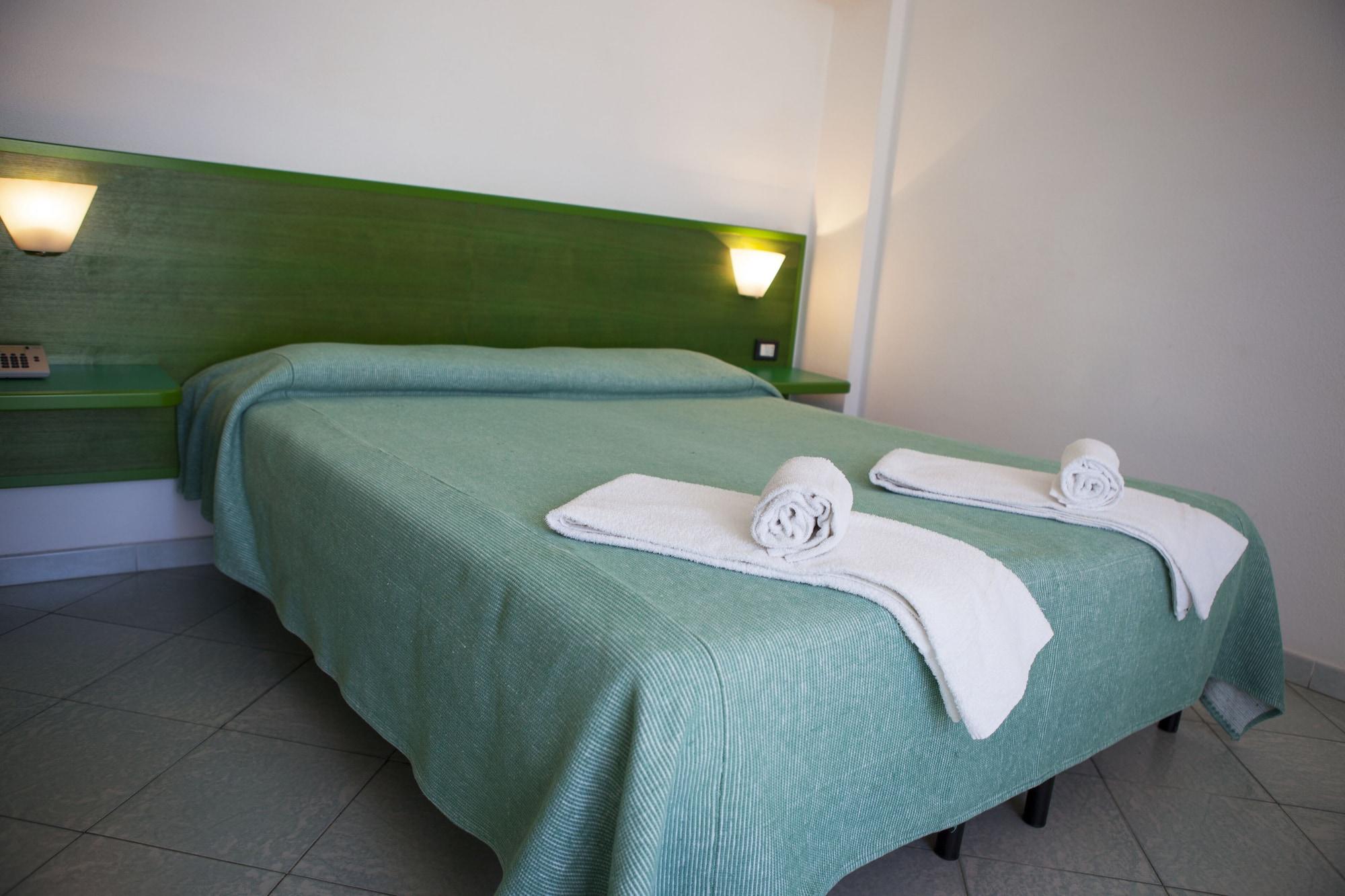 Hotel Piccada Palau Zewnętrze zdjęcie