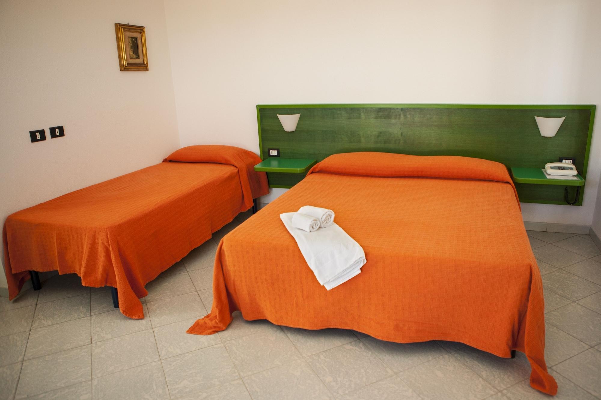 Hotel Piccada Palau Zewnętrze zdjęcie