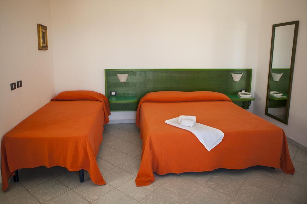 Hotel Piccada Palau Zewnętrze zdjęcie