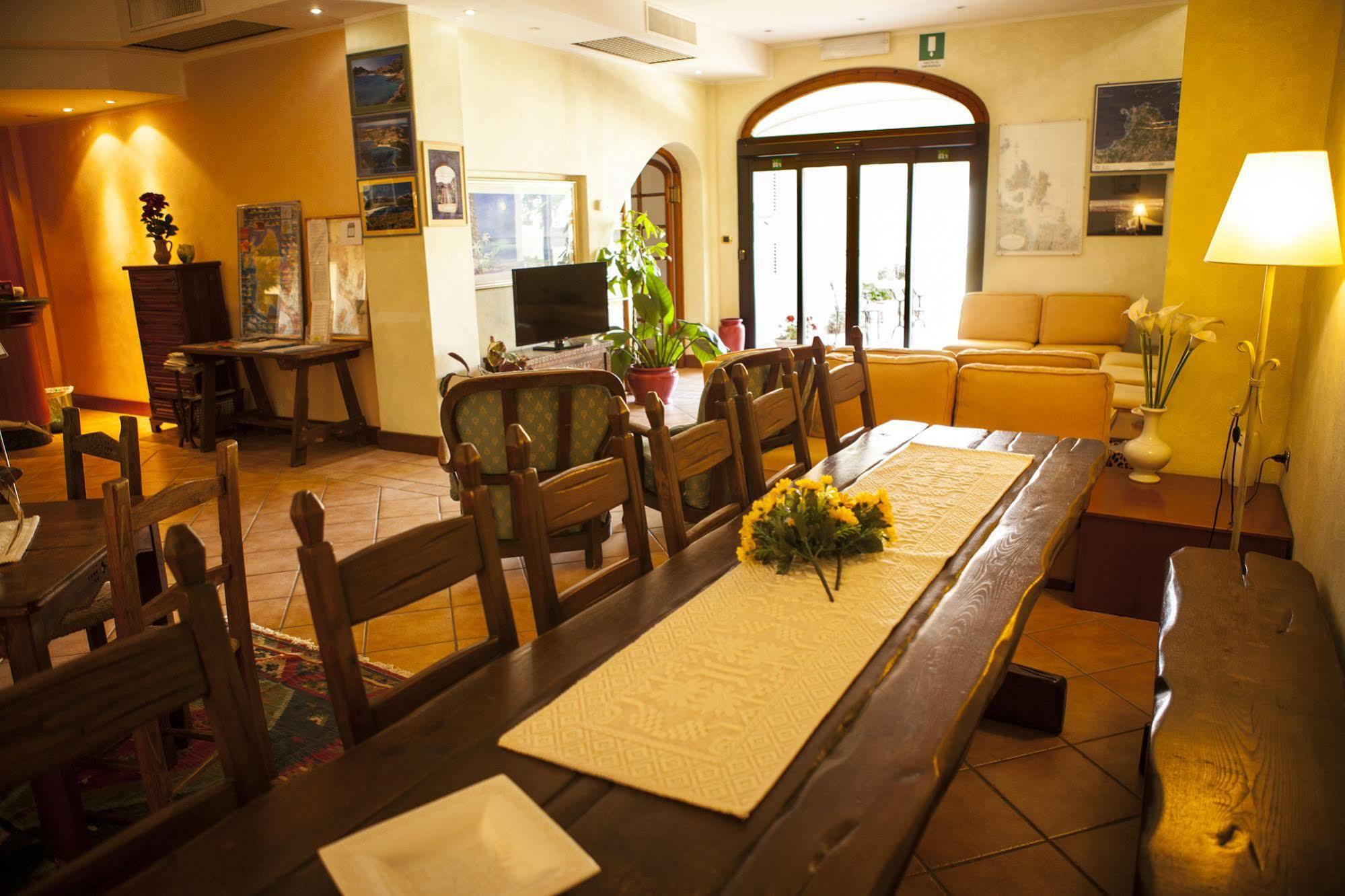 Hotel Piccada Palau Zewnętrze zdjęcie